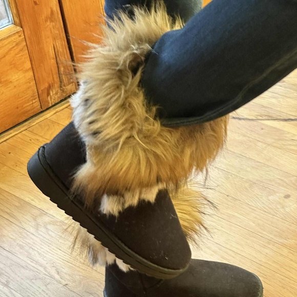 Felt boots with fur. - Picture 1 of 4